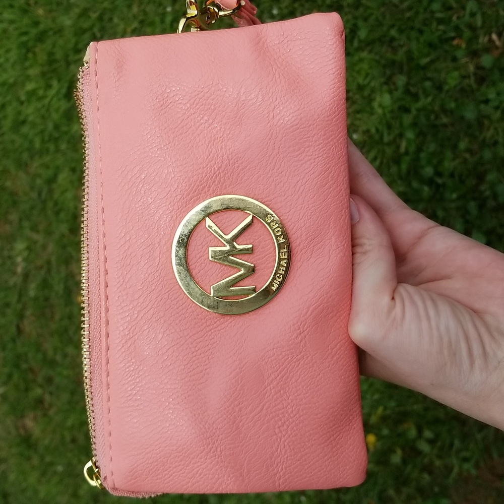 Michael Kors Wristlet Clutch